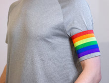 Lade das Bild in den Galerie-Viewer, Sportacular Gear Regenbogen-Armbinde mit Klettverschluss (5 Stk.)